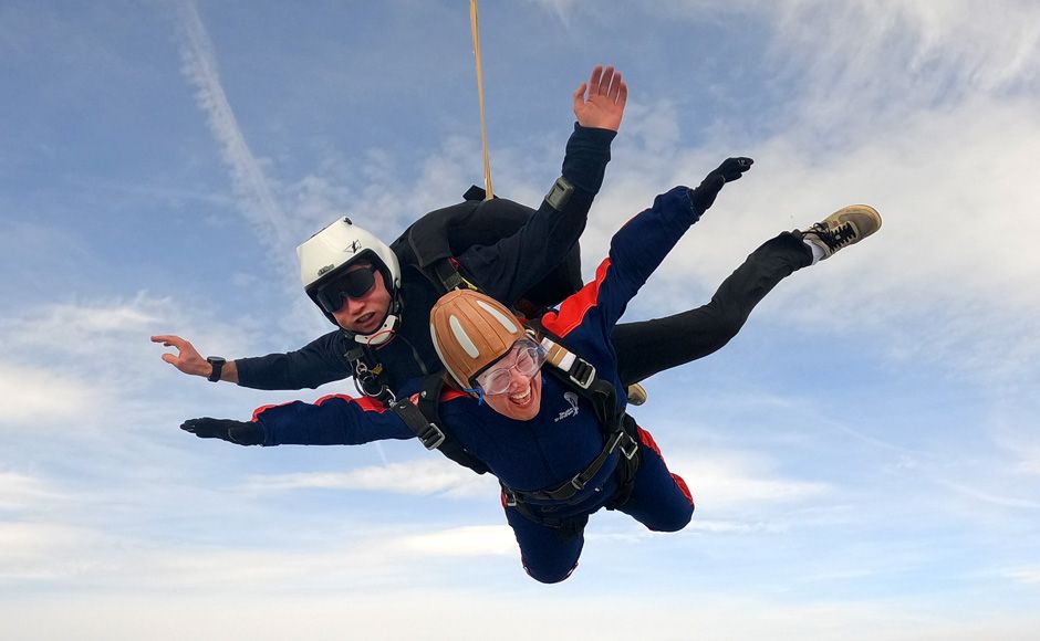 Jill Clancy skydiver
