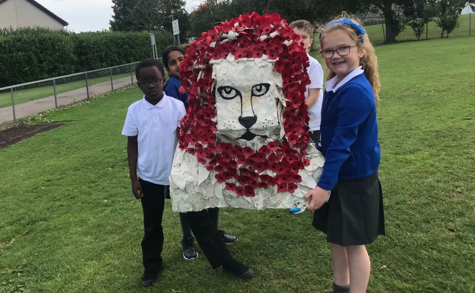 Middleton Park School with their home-made lion of courage