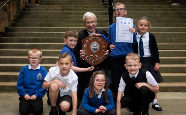 Rt Rev Colin Sinclair with children from Deanburn Primary School